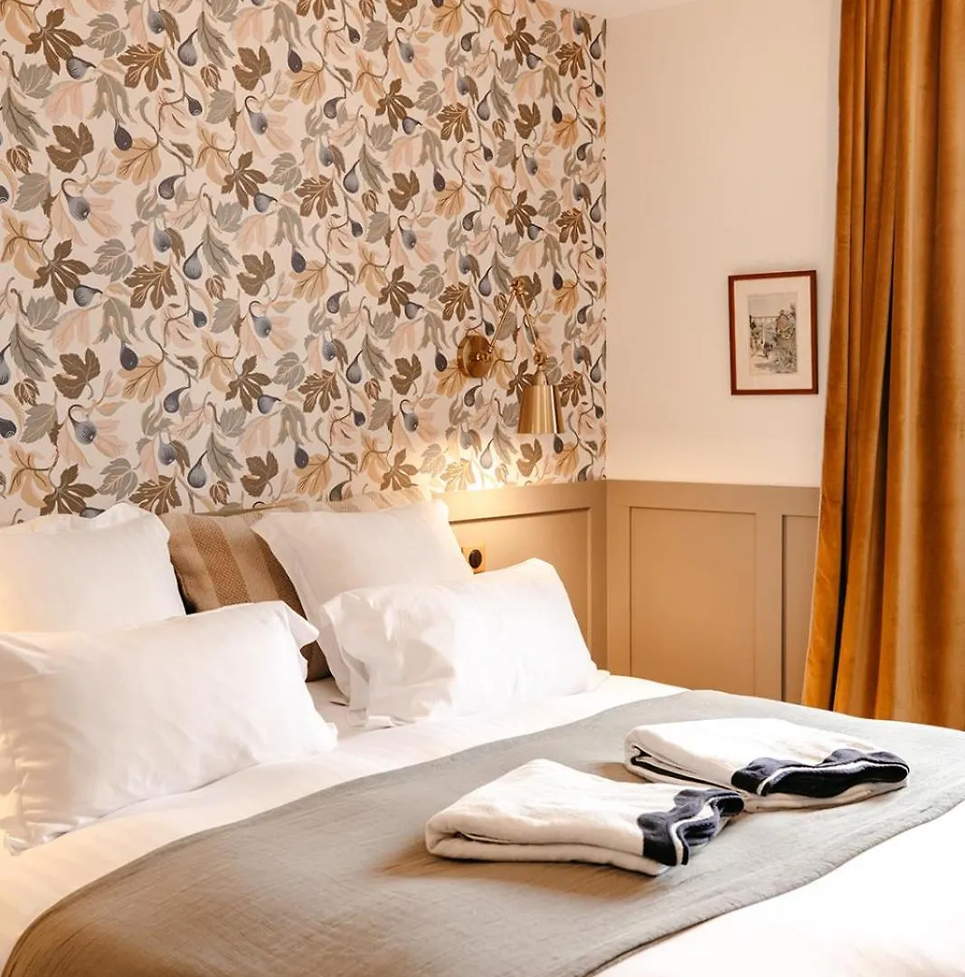 Bed & Breakfast Les Chambres Des Gabariers, Les Pieds Dans L'Eau Pleudihen-sur-Rance Frankrike