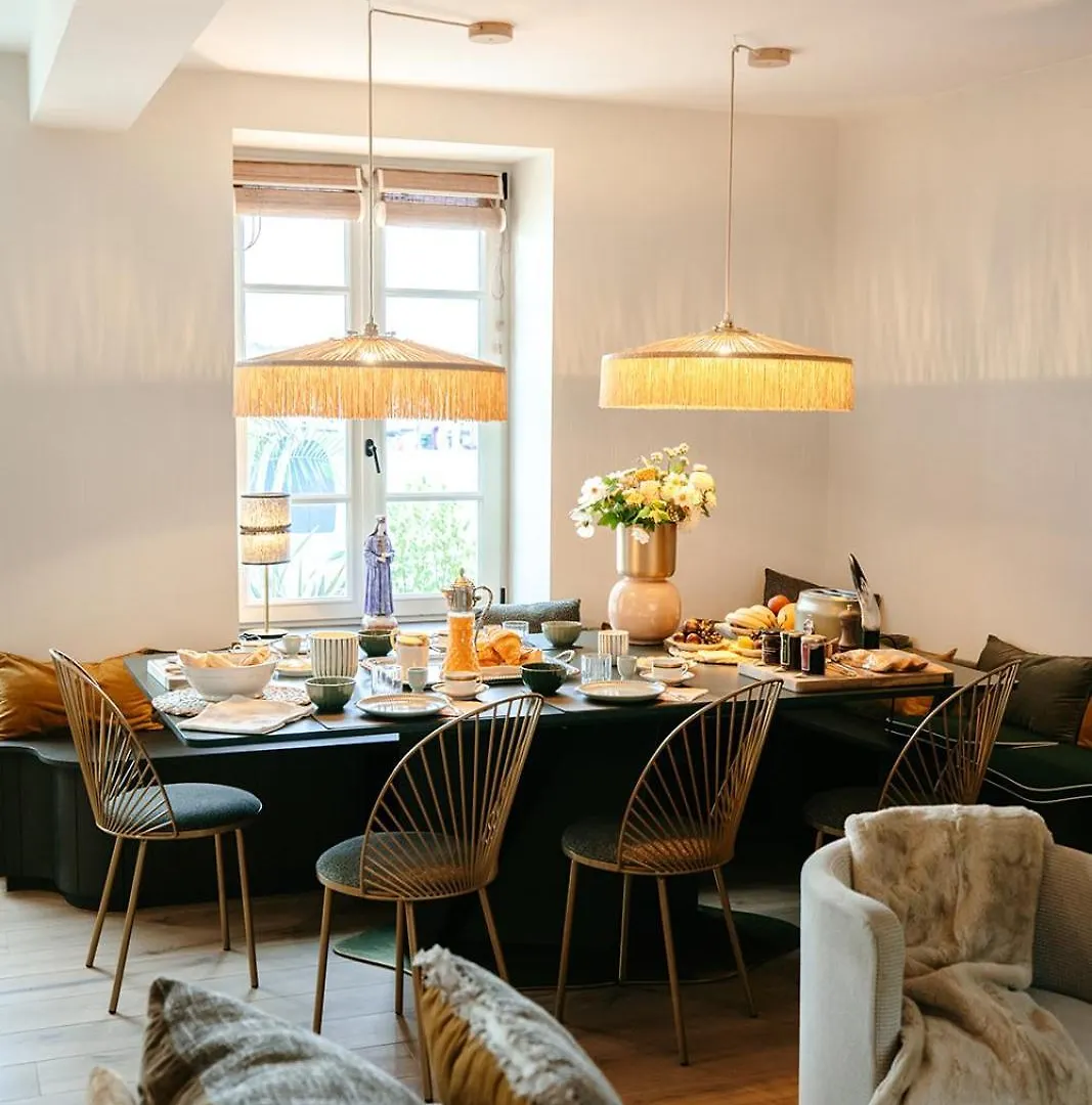 Bed & Breakfast Les Chambres Des Gabariers, Les Pieds Dans L'Eau Pleudihen-sur-Rance